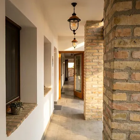Napvirag By Nw Apartment Vanyarc